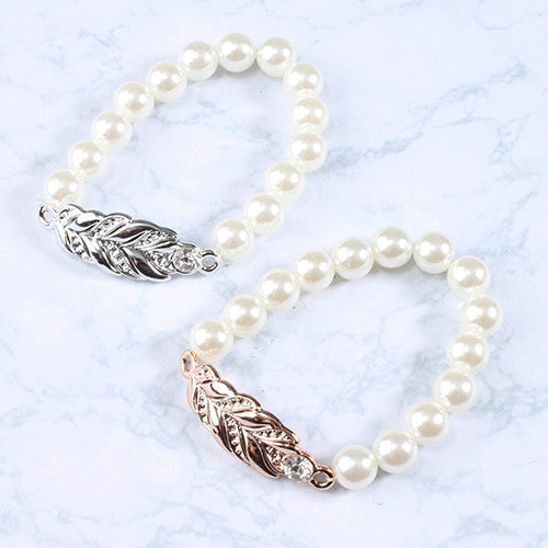 Classic Pearl & Leaf Bracelet